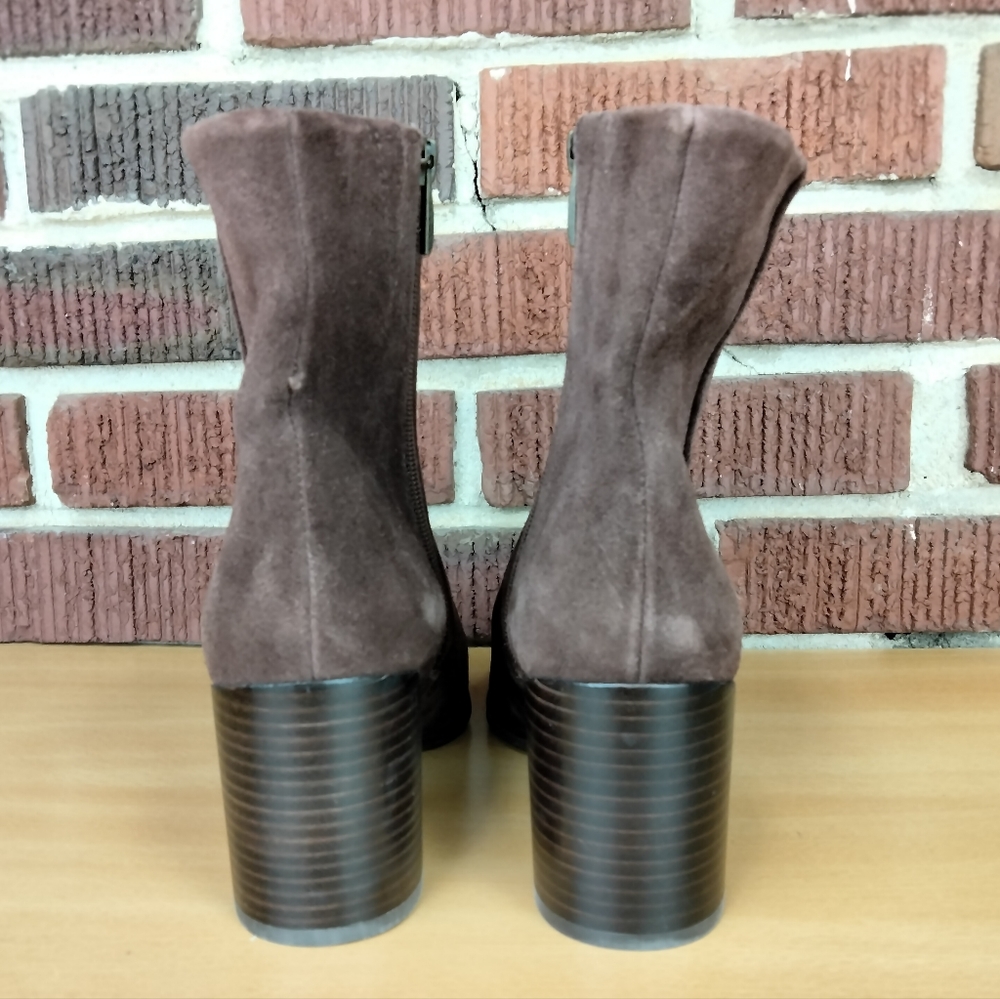 NWOT Nordstrom Novanna Buttery Soft Genuine Suede Ankle Booties in Brown Sz. 9 - Picture 6 of 9